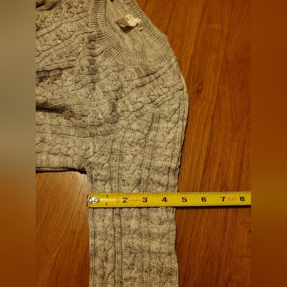 H&M women's acrylic-cotton blend gray twisted knit ribbed pull-over sweater - Picture 6 of 8